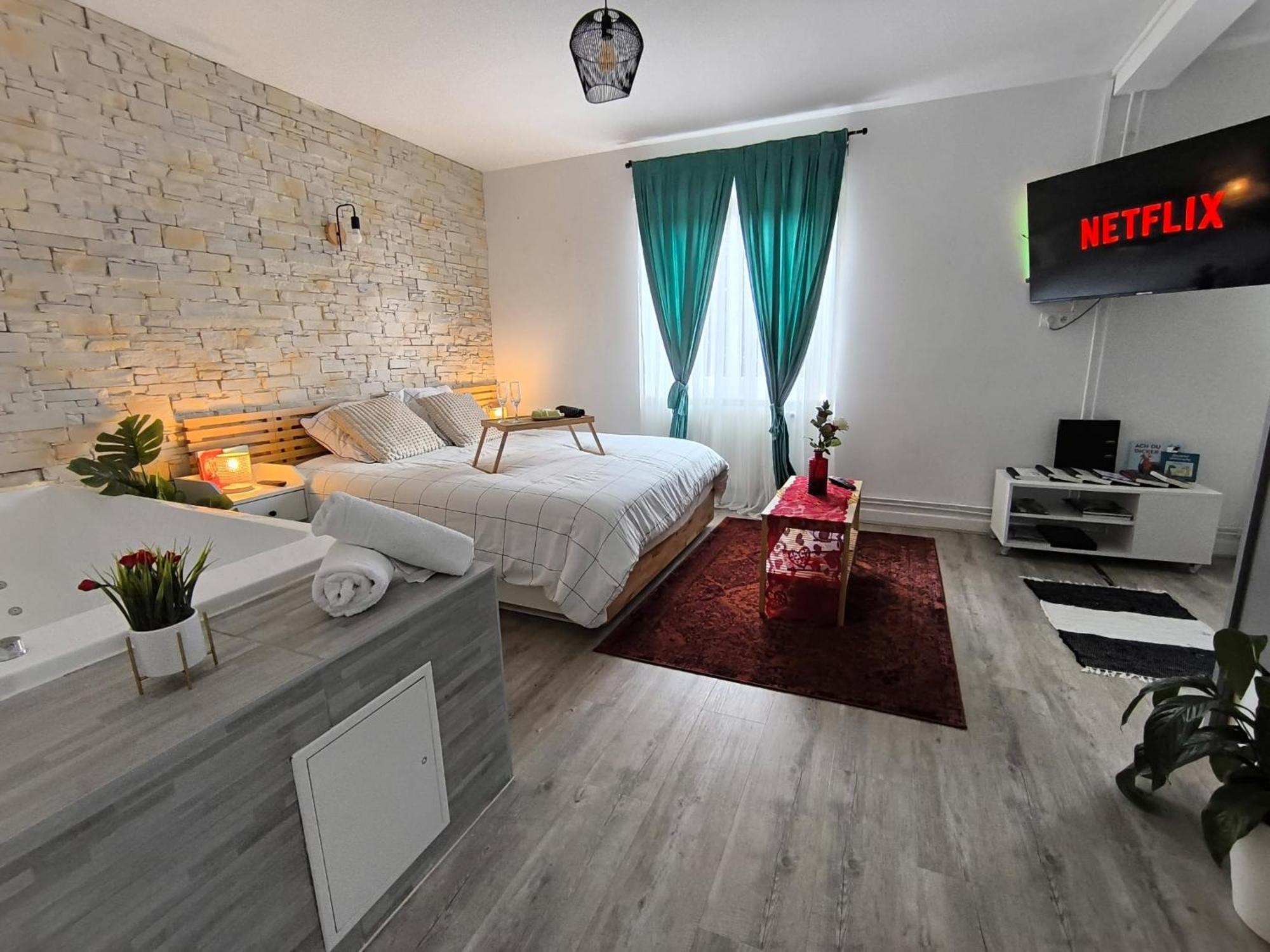 Romantic Cocon Home In Mulhouse Ngoại thất bức ảnh