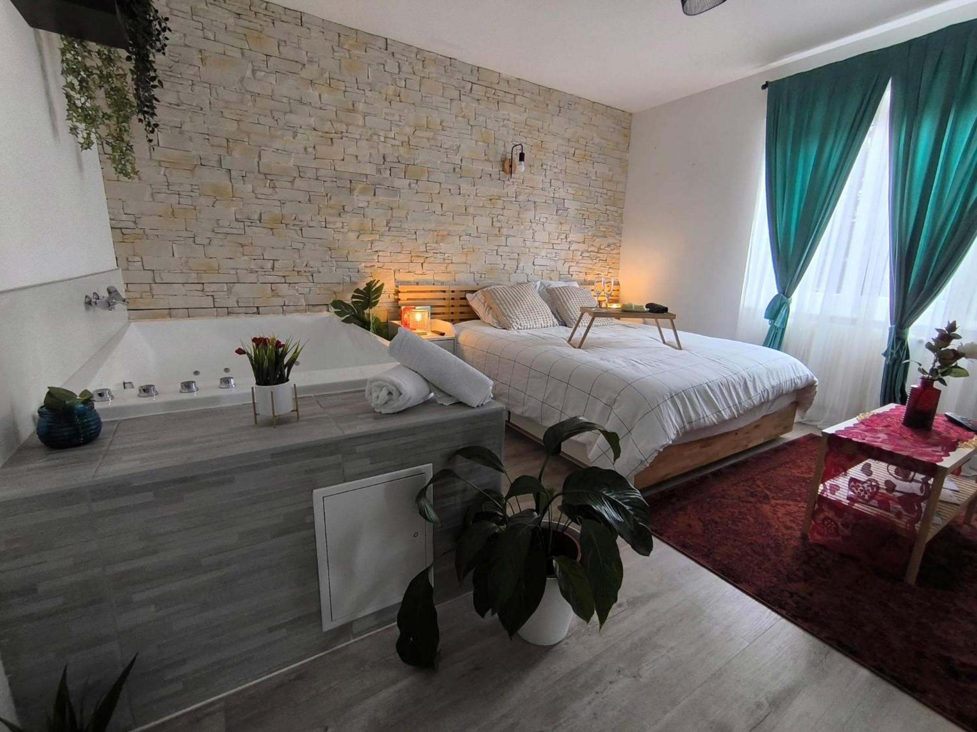 Romantic Cocon Home In Mulhouse Ngoại thất bức ảnh